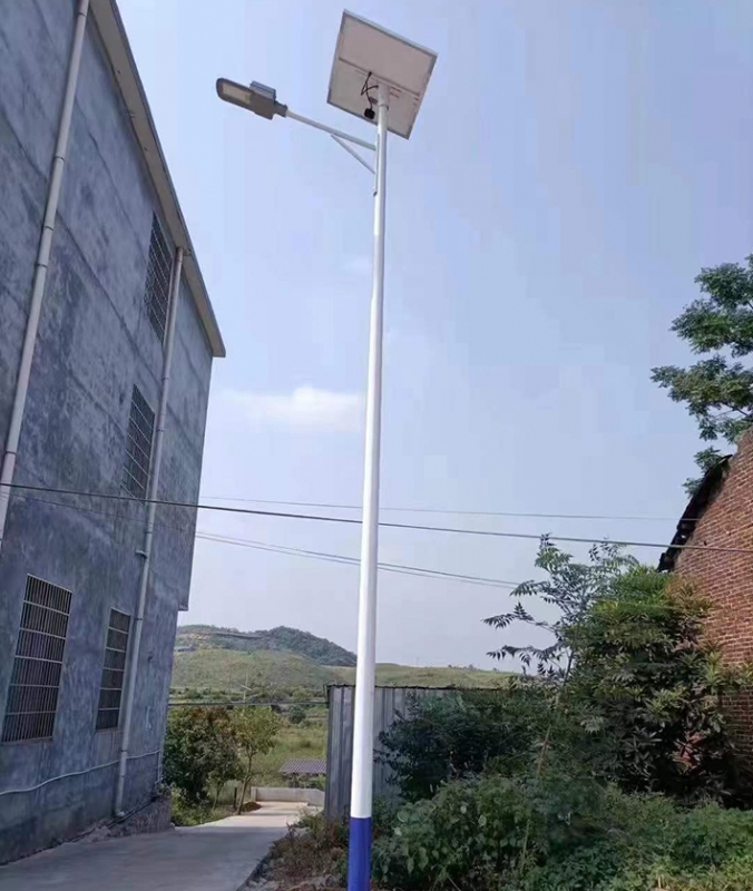 太陽（yáng）能路燈