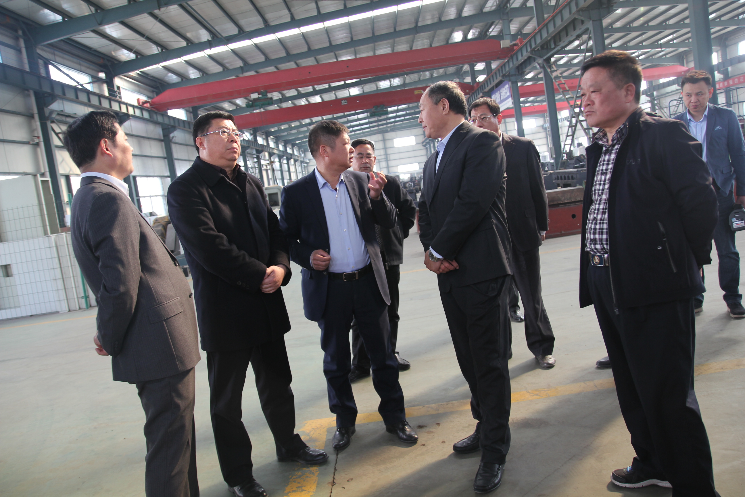 滕州市人大常委會主任李健到草莓视频旧址www在线機床調研